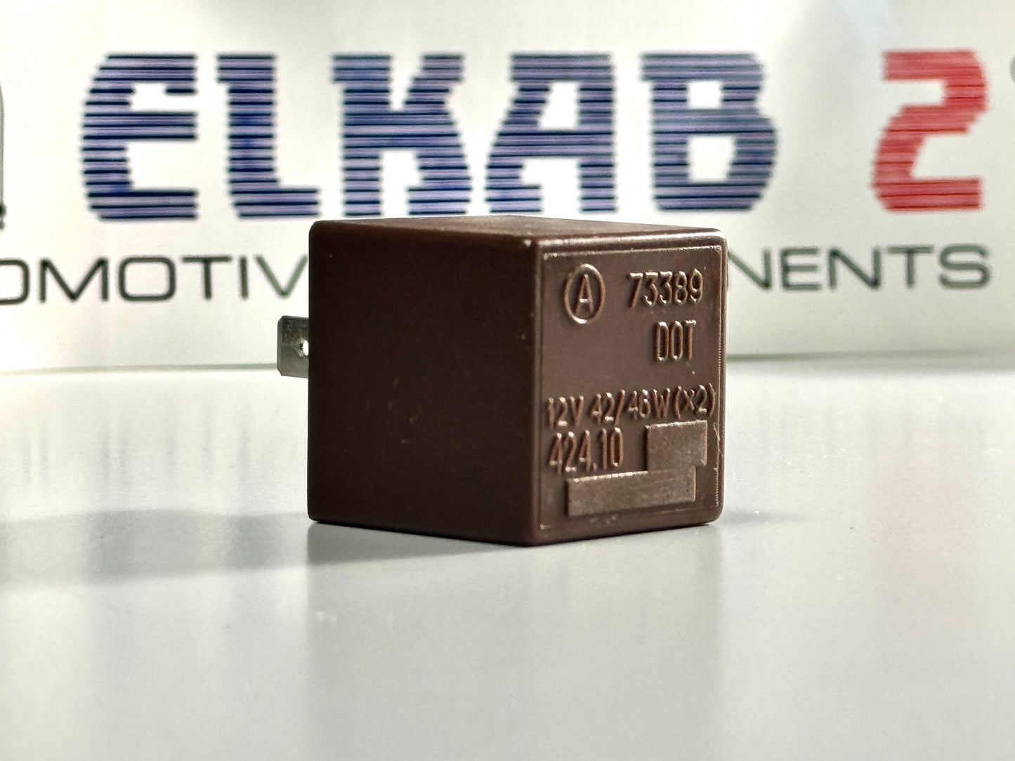 Relè Intermittenza Frecce 12V 42/46W OEM73389 Fiat, Lancia, Alfa Romeo, Auto Bianchi, ORIGINALE 500, Tipo, Cupe, Ducato, Y10, 147, 159, Ypsilon, Musa, Renault, Peugeot.