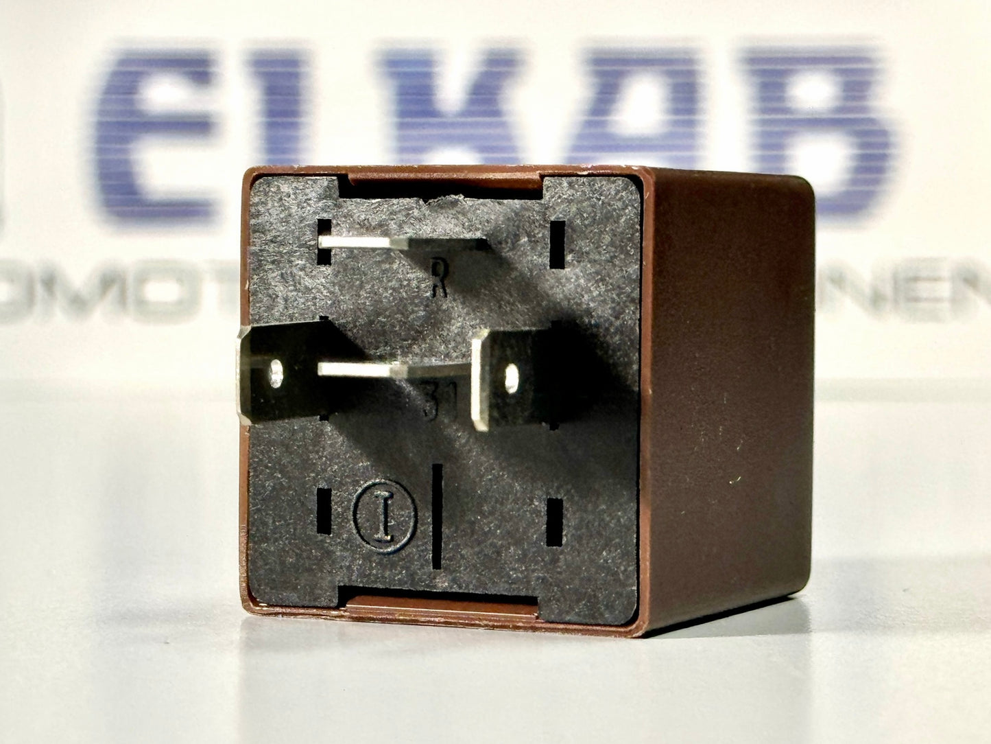 Relè Intermittenza Frecce 12V 42/46W OEM73389 Fiat, Lancia, Alfa Romeo, Auto Bianchi, ORIGINALE 500, Tipo, Cupe, Ducato, Y10, 147, 159, Ypsilon, Musa, Renault, Peugeot.